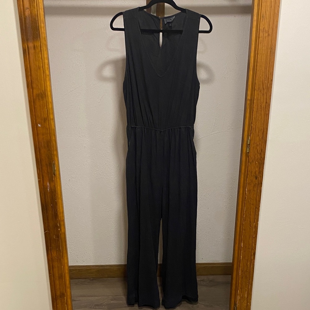 Universal Thread Black Sleeveless Jumpsuit